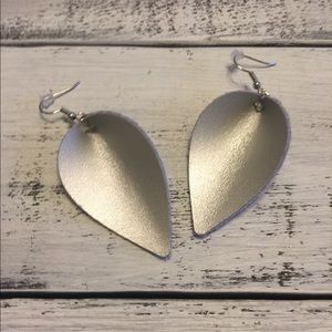 Joanna Gaines Style Silver Leather Earrings